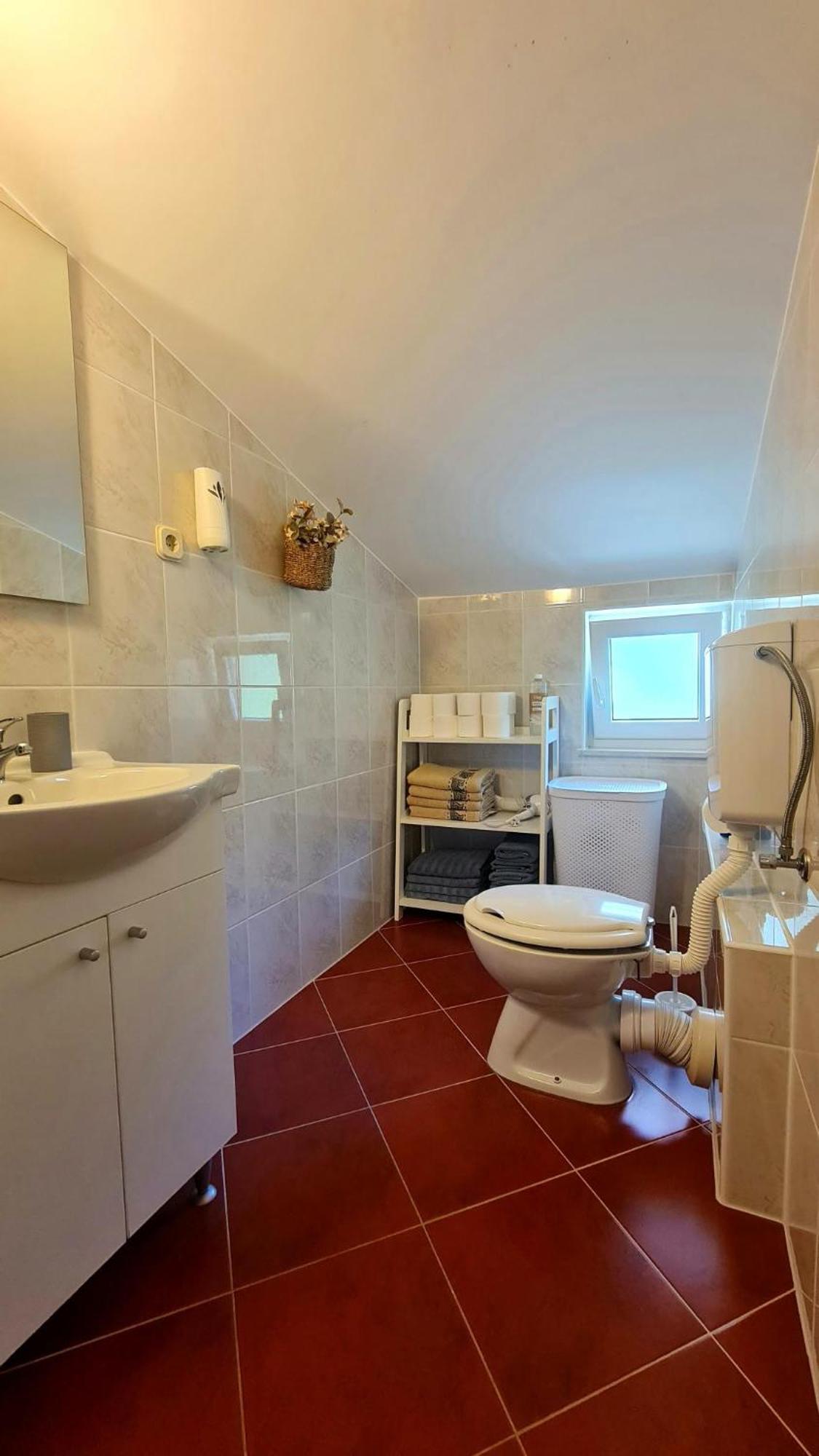 Apartment Ante Dugi Rat Bagian luar foto
